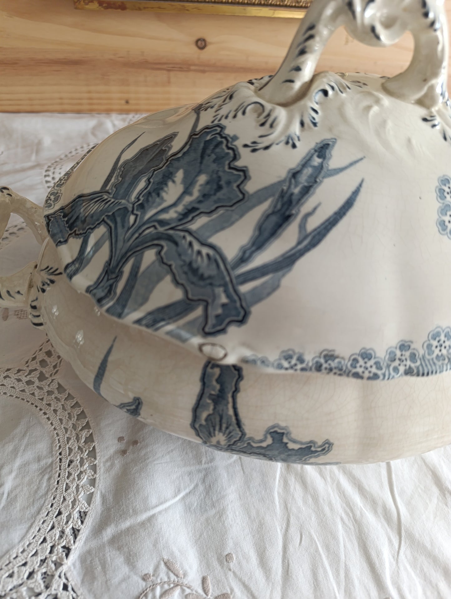Soupière Iris Choisy le Roi