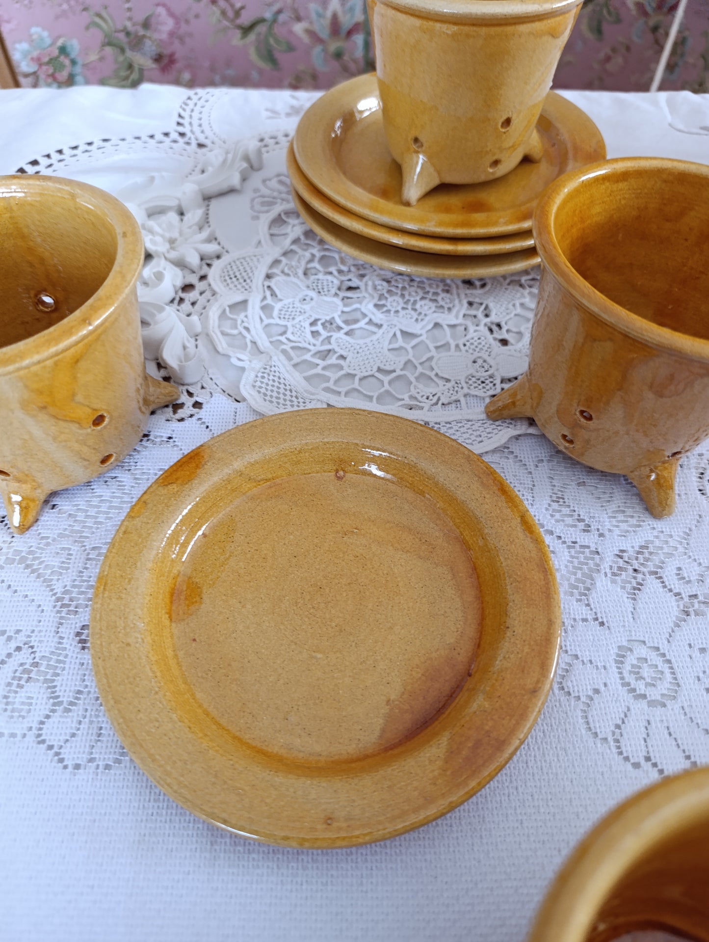 Pot à faisselle ancien