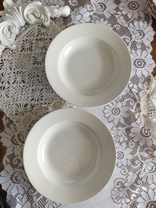 Assiettes creuses Terre de fer blanche Digoin Sarreguemines