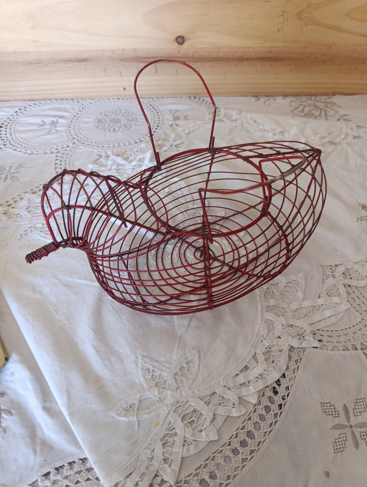 Panier à oeufs ancien en métal