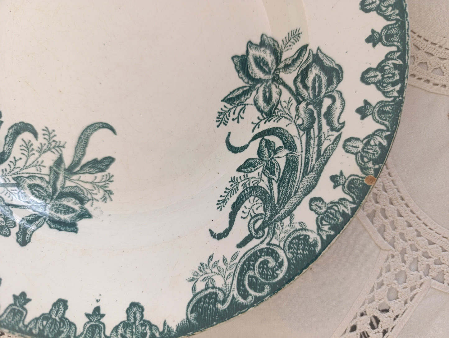 3 assiettes creuses  Iris Saint Amandinoise