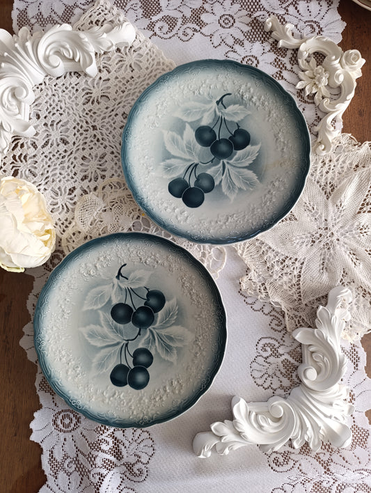 Assiettes cerises Badonviller terre de fer