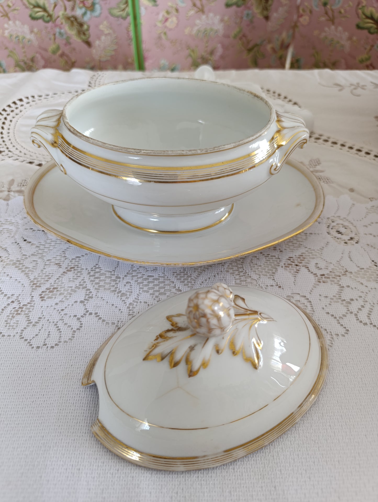 Saucier couvert blanc doré
