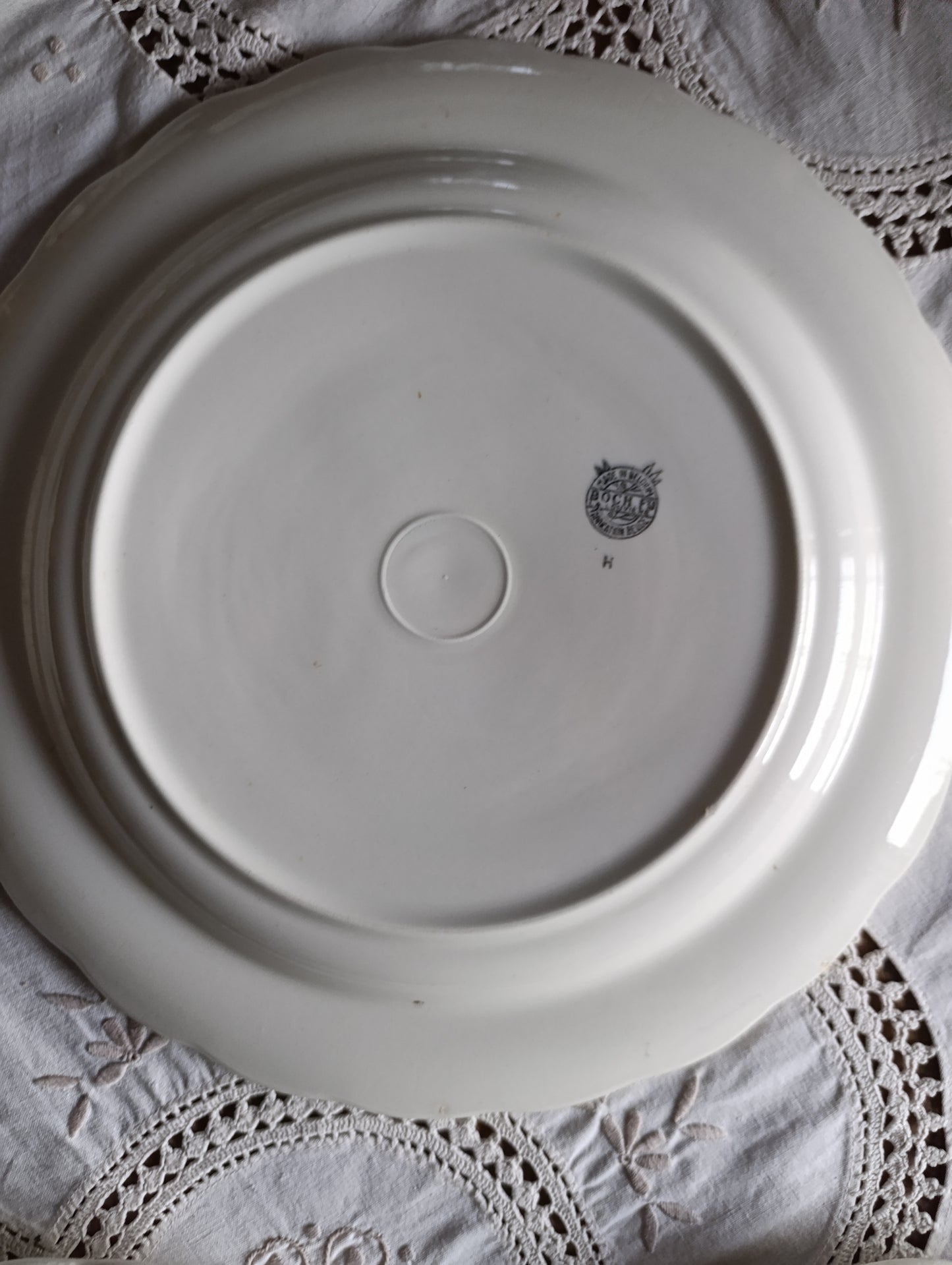 Plat ancien tulipe Boch la Louvière