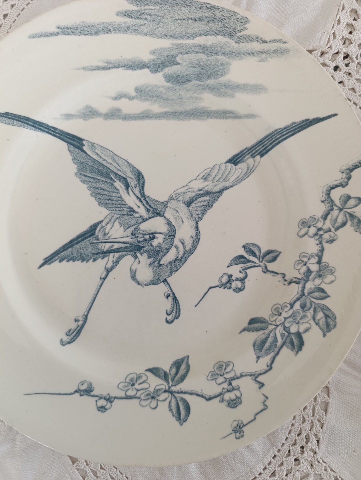 Assiette Oiseau Terre de fer KG Lunéville