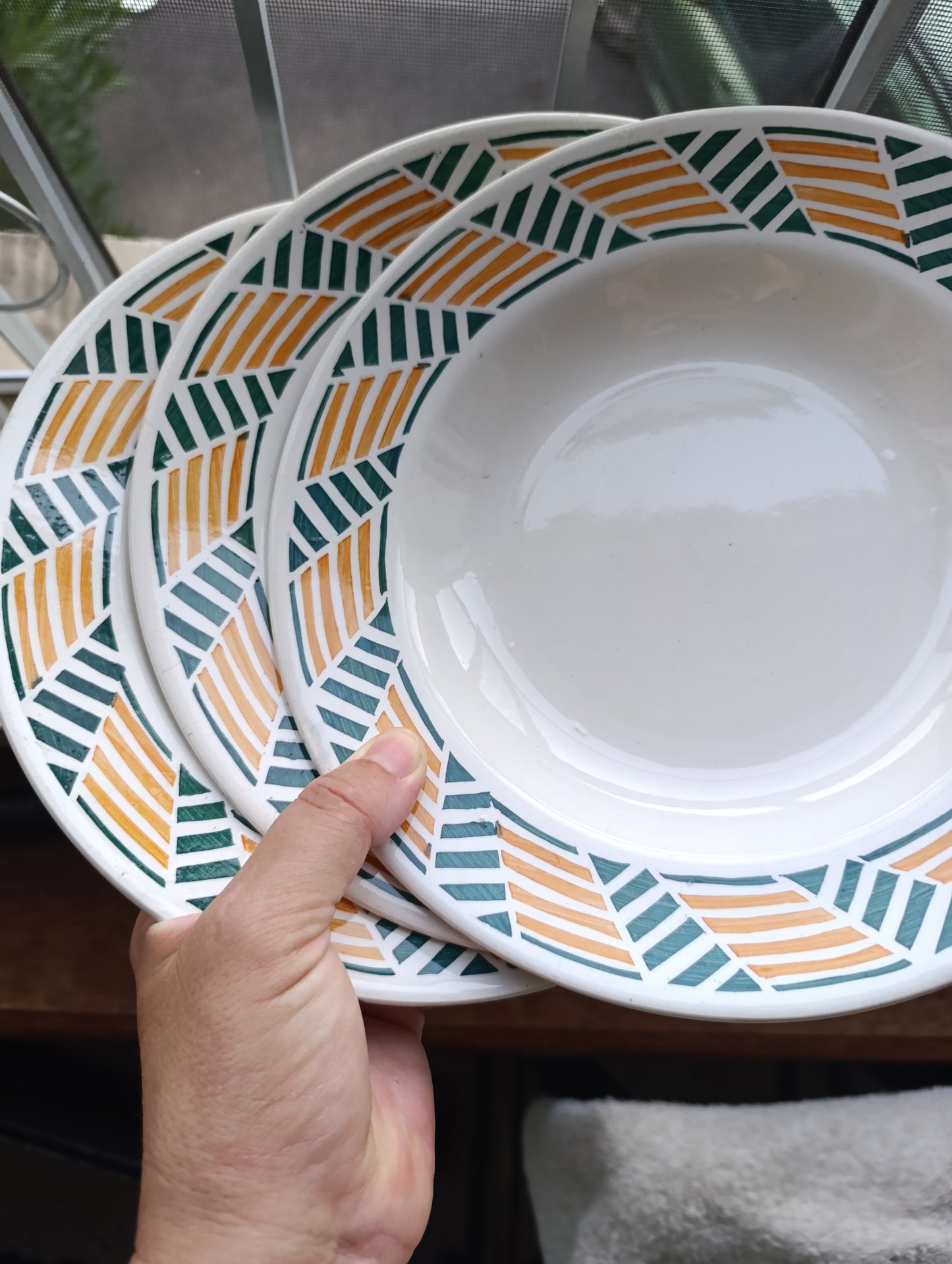 Assiettes creuses Giselle Givors terre de fer