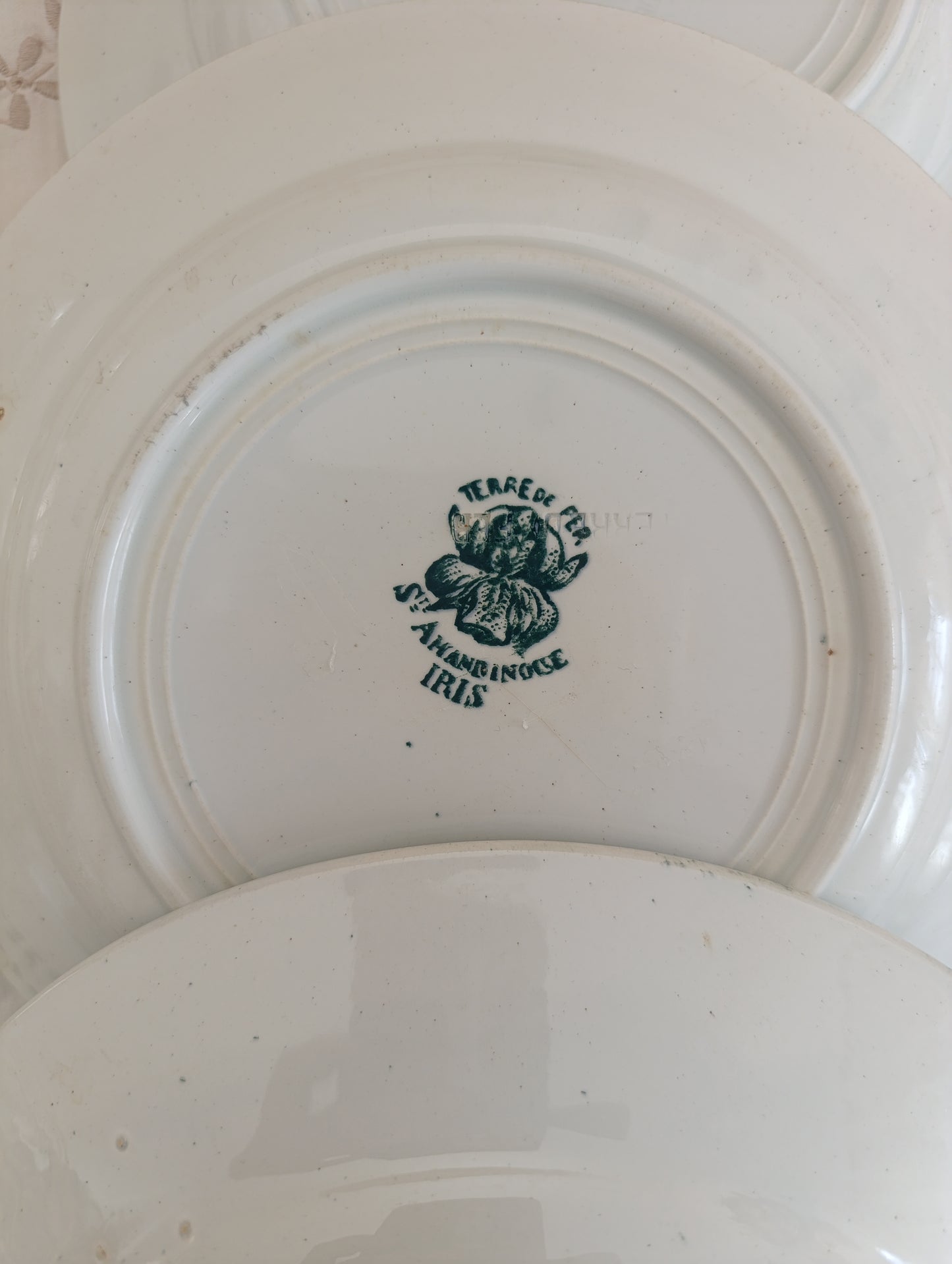 3 assiettes creuses  Iris Saint Amandinoise