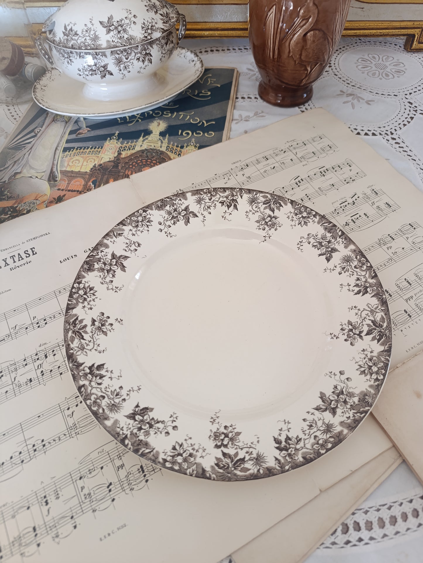 Plat rond Alphand Sarreguemines terre de fer brun