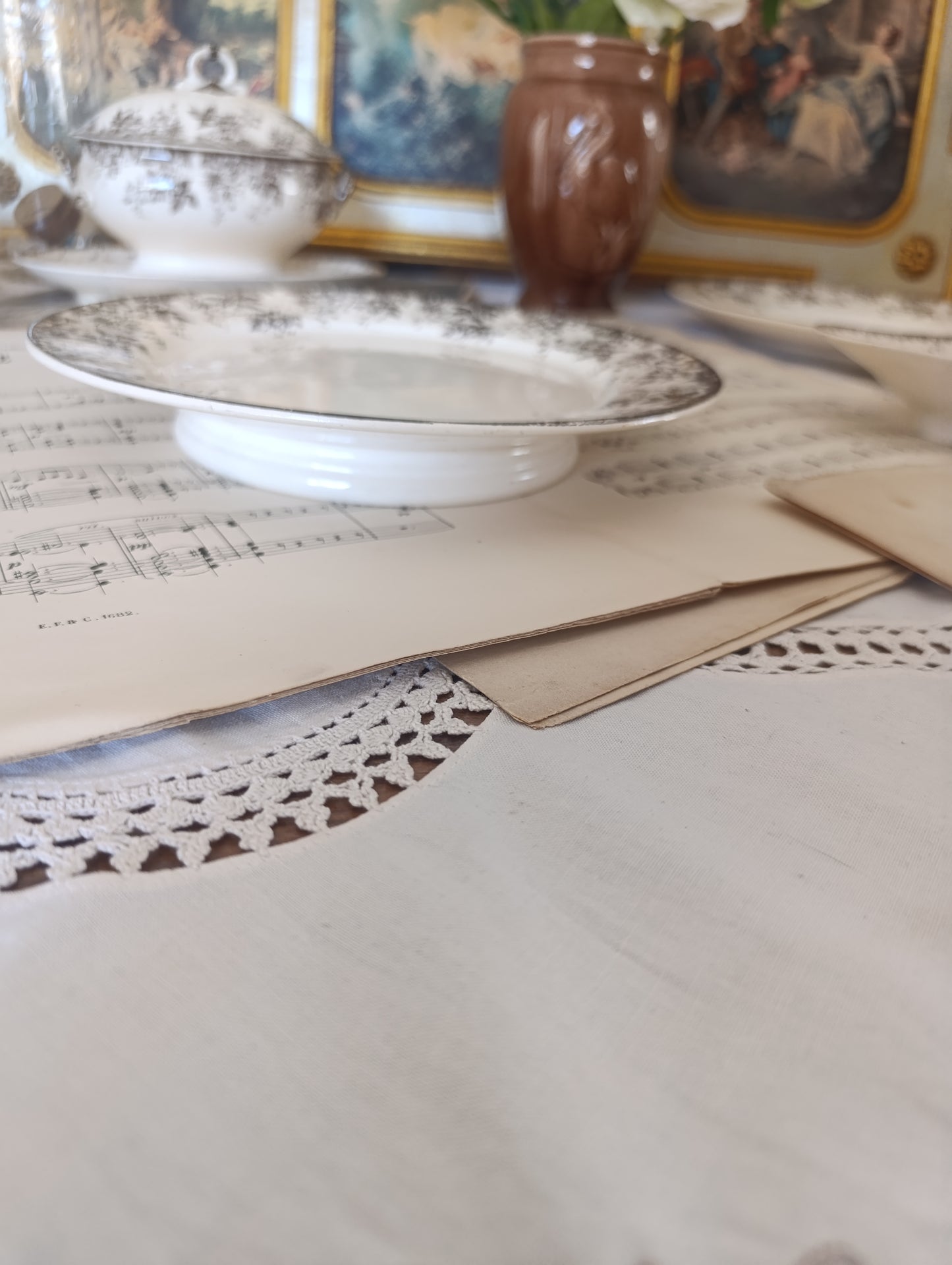 Assiette sur pied Alphand Sarreguemines terre de fer brun