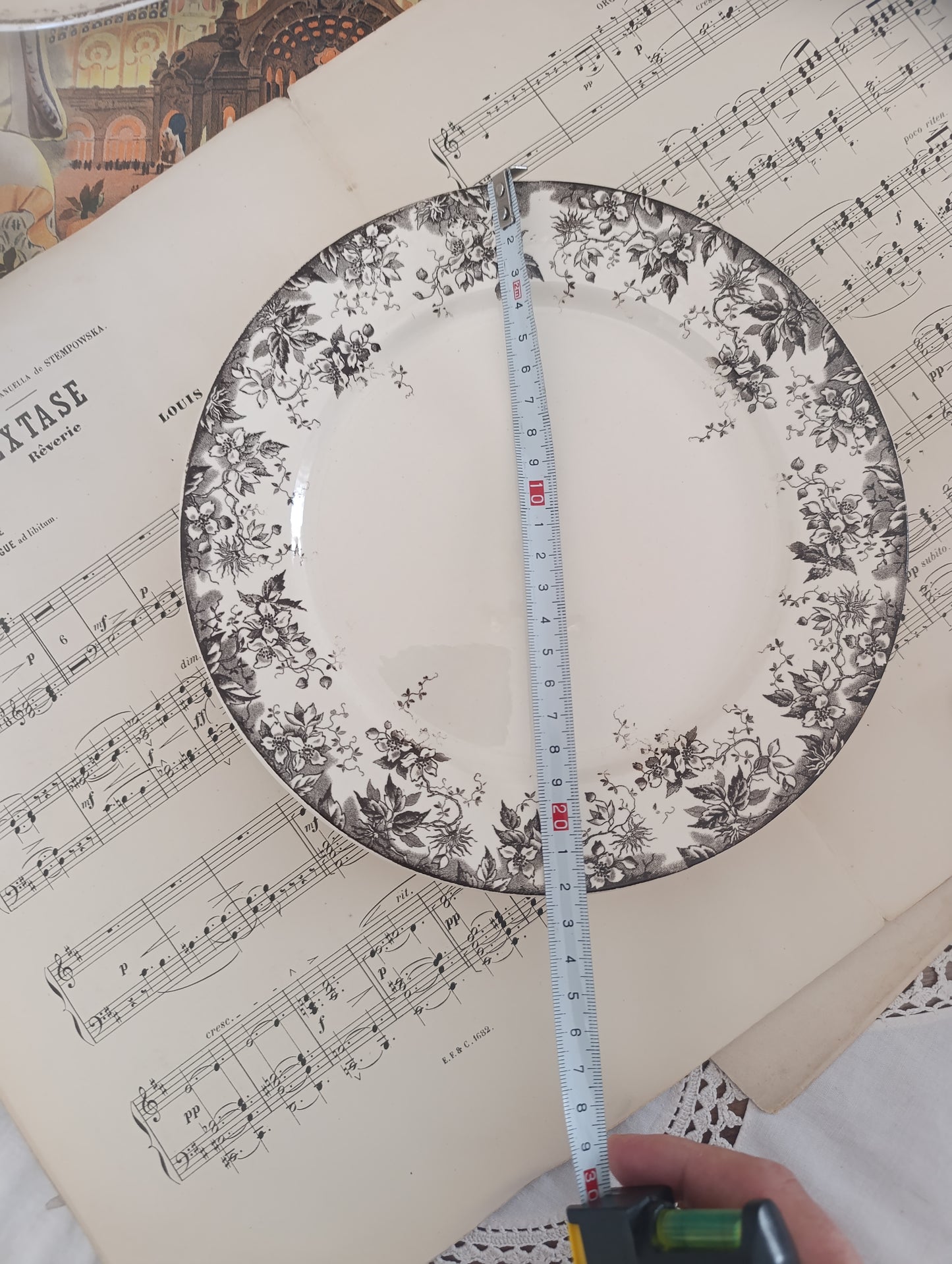 Assiette sur pied Alphand Sarreguemines terre de fer brun