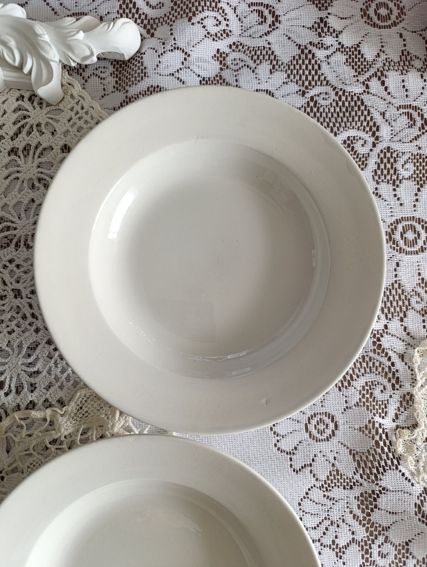 Assiettes creuses Terre de fer blanche Digoin Sarreguemines