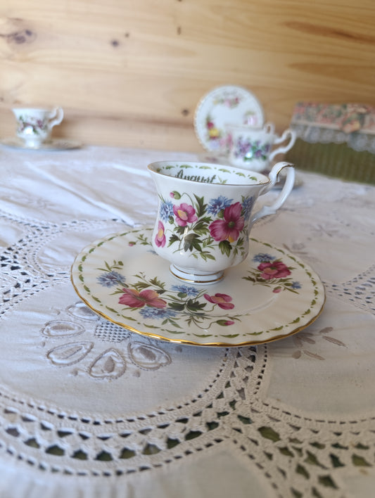 Tasse et assiette Royal Albert August