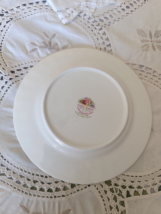 Petite assiette Royal Albert April
