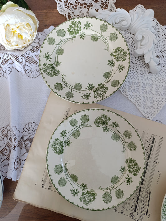 Assiette sur pied Géranium Sarreguemines