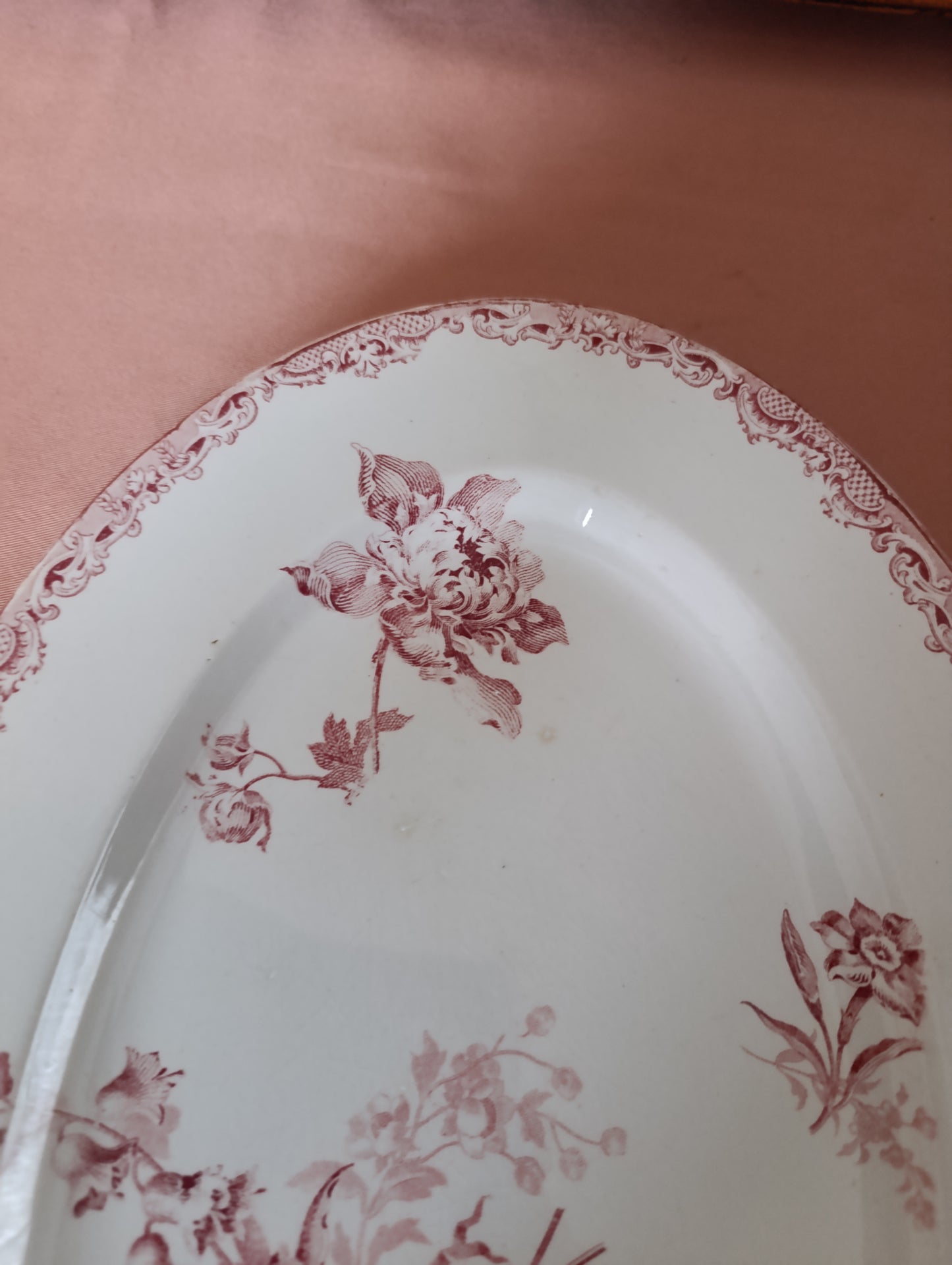 Plat oval Fontanges Sarreguemines terre de fer rouge