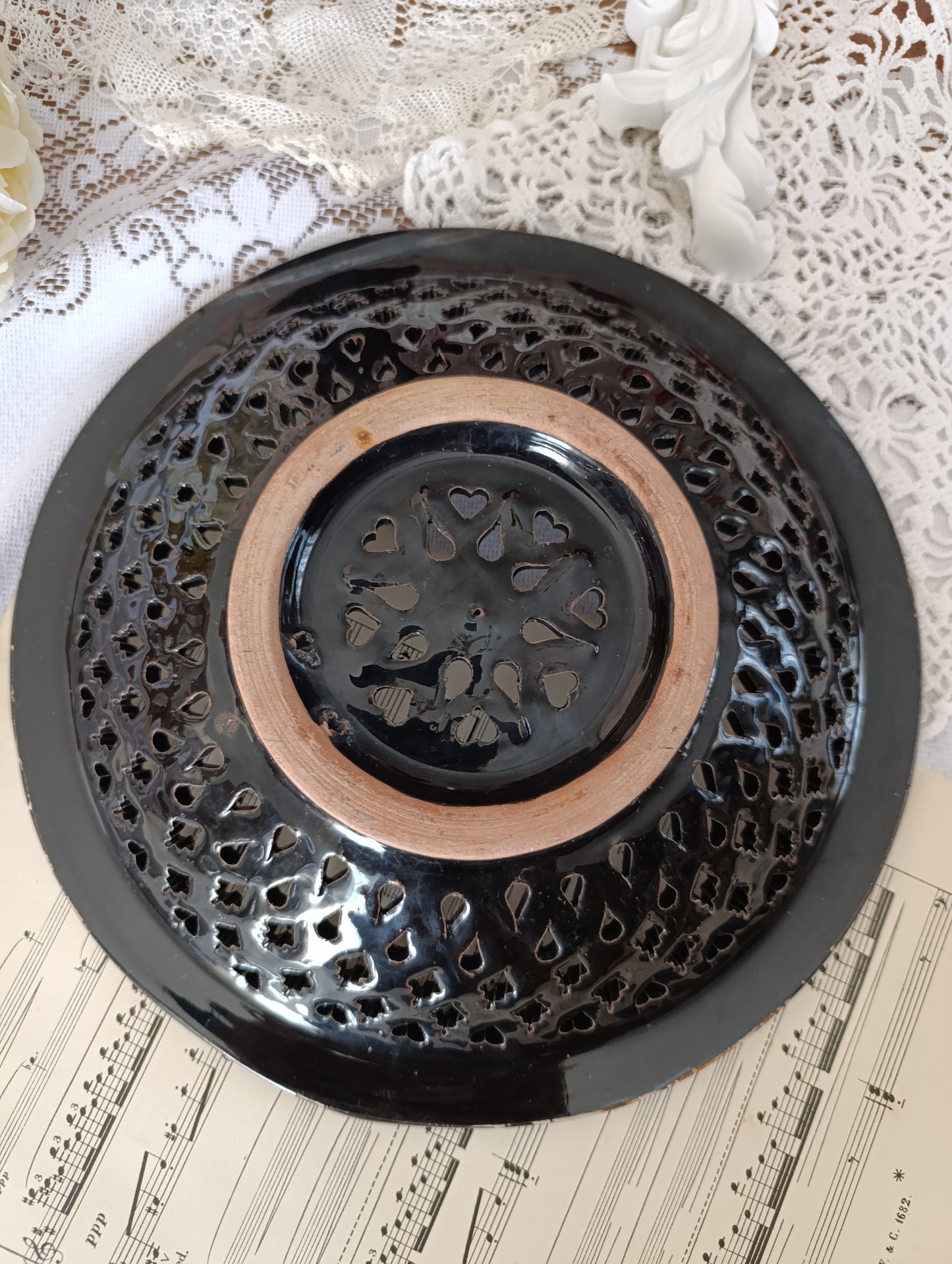 Plat ajouré artisanal tunisien