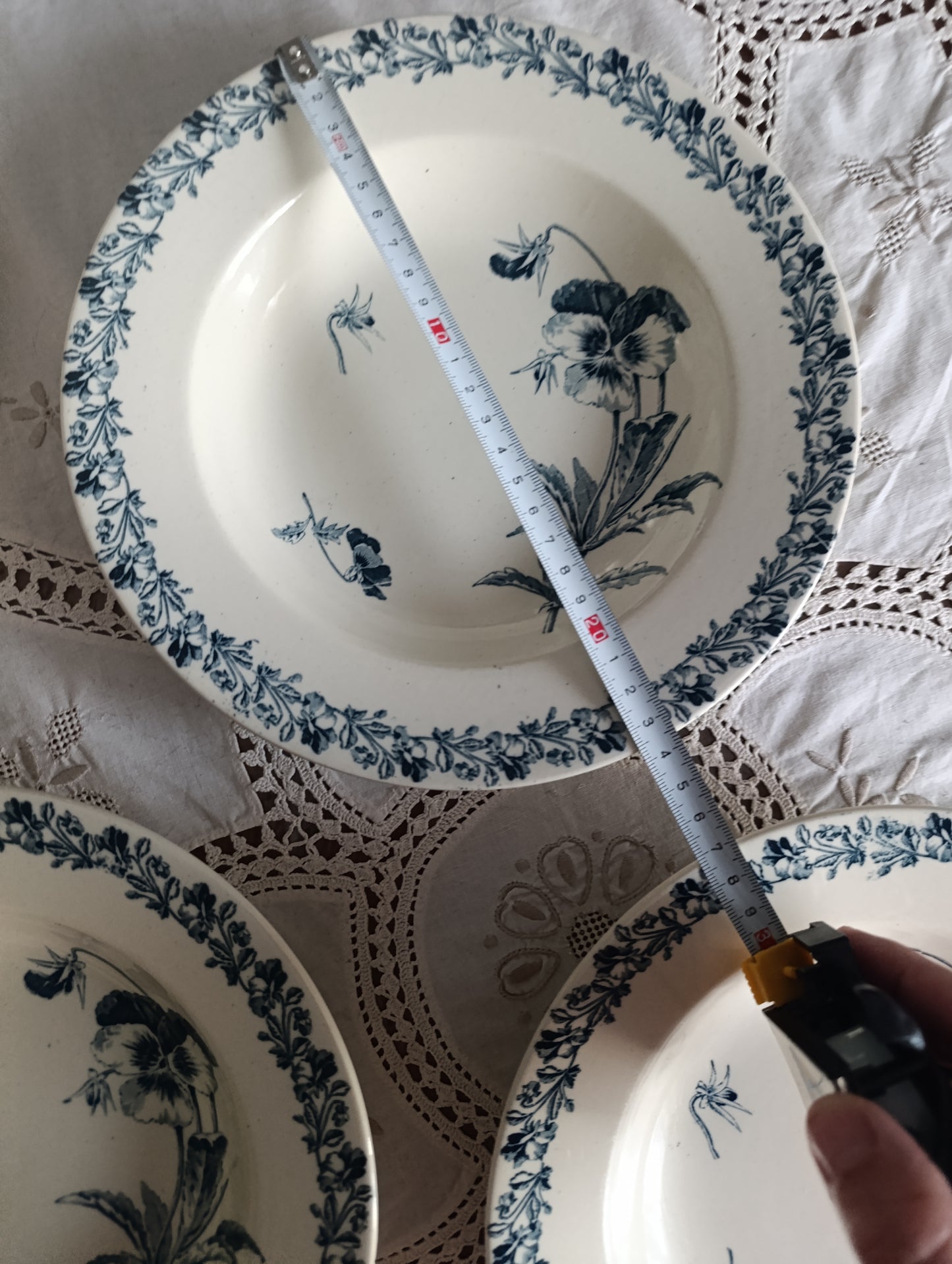 Assiette creuse Pensée KG Luneville terre de fer