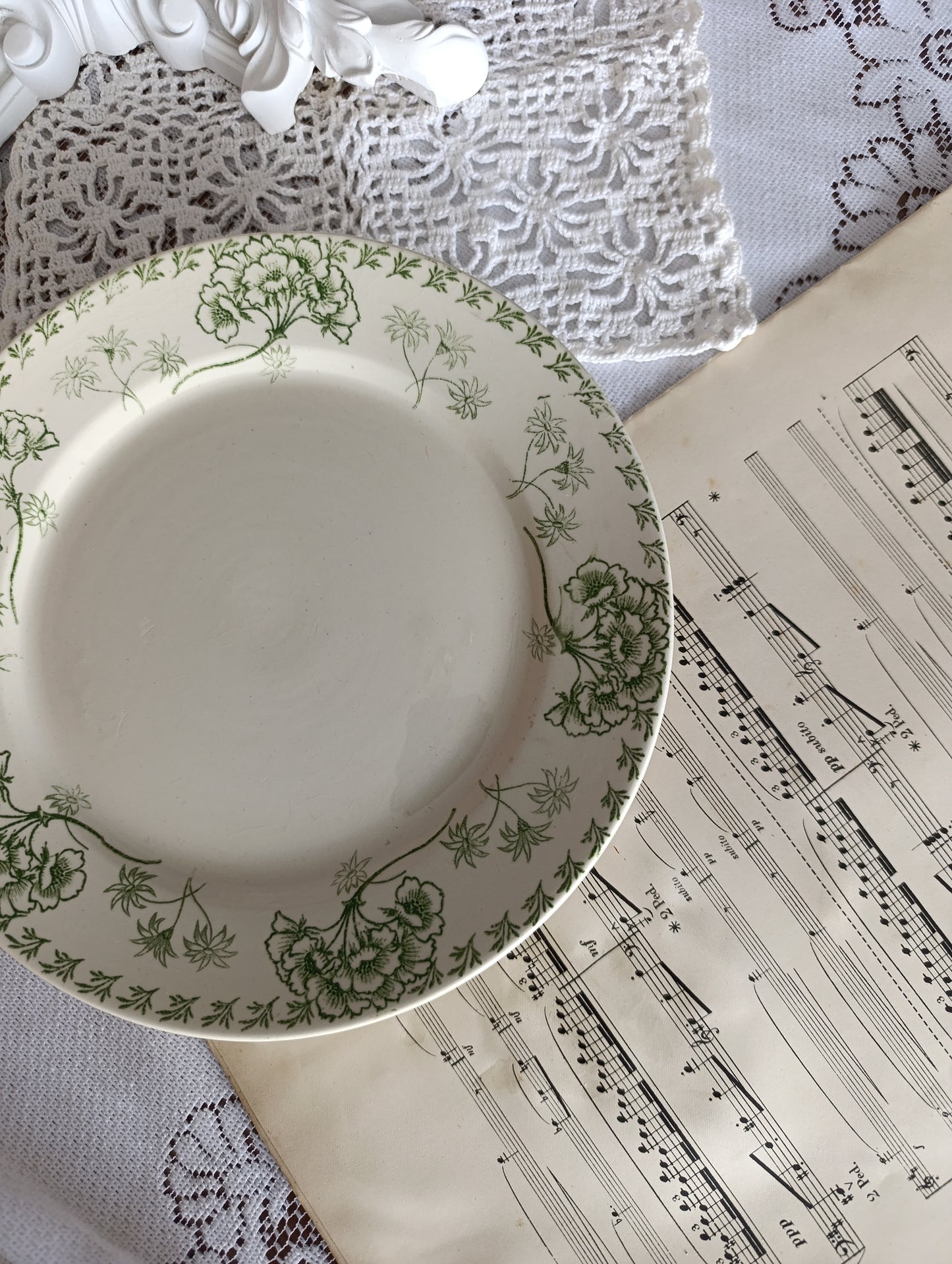 Assiette sur pied Palmyre Sarreguemines