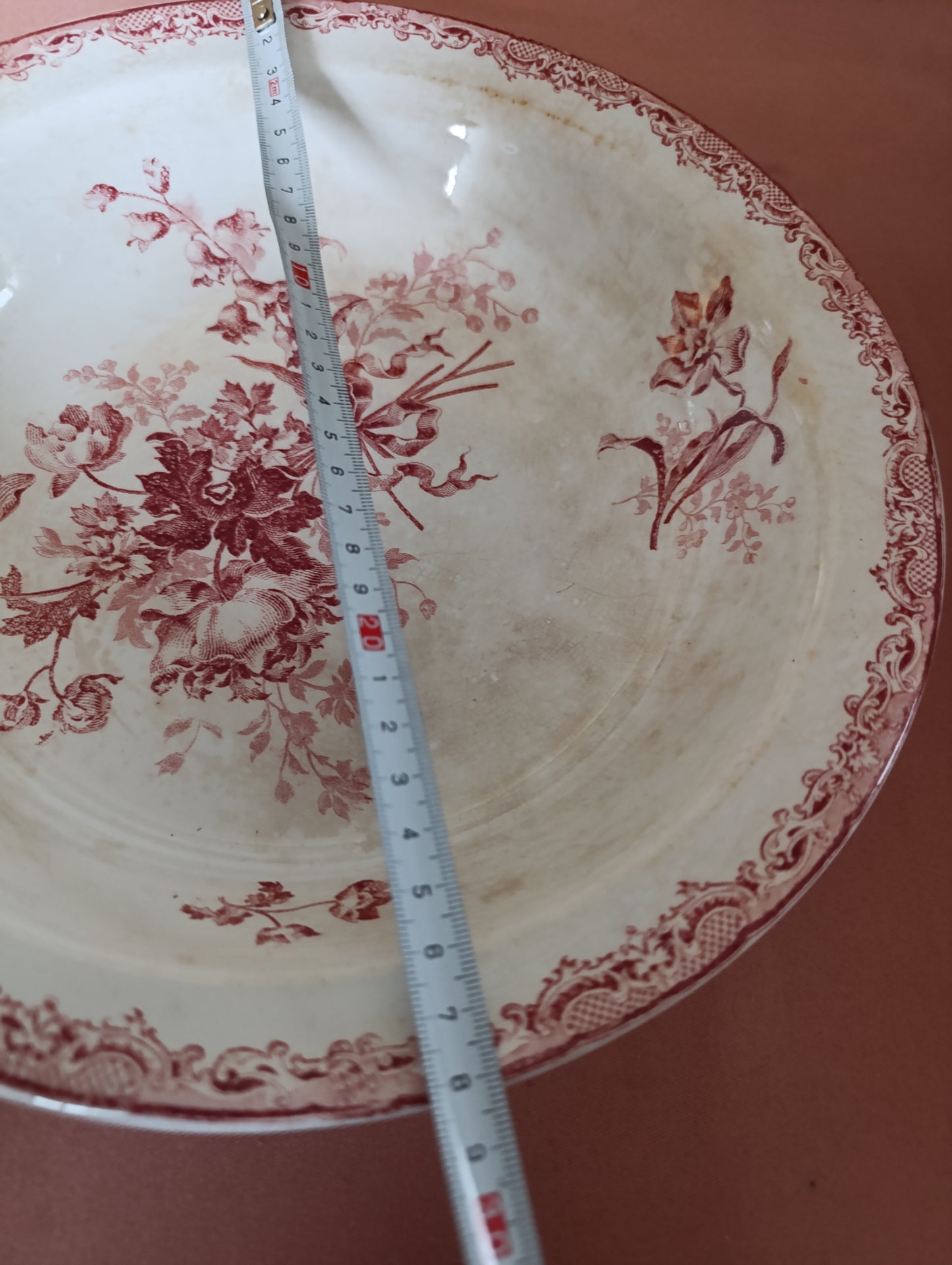 Plat oval et creux Sarreguemines Fontanges terre de fer rouge