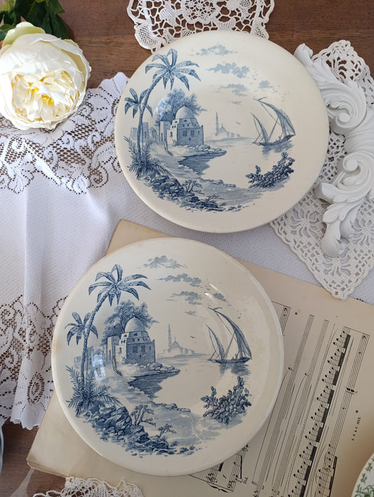 2 Assiettes creuses vue d Orient Gien
