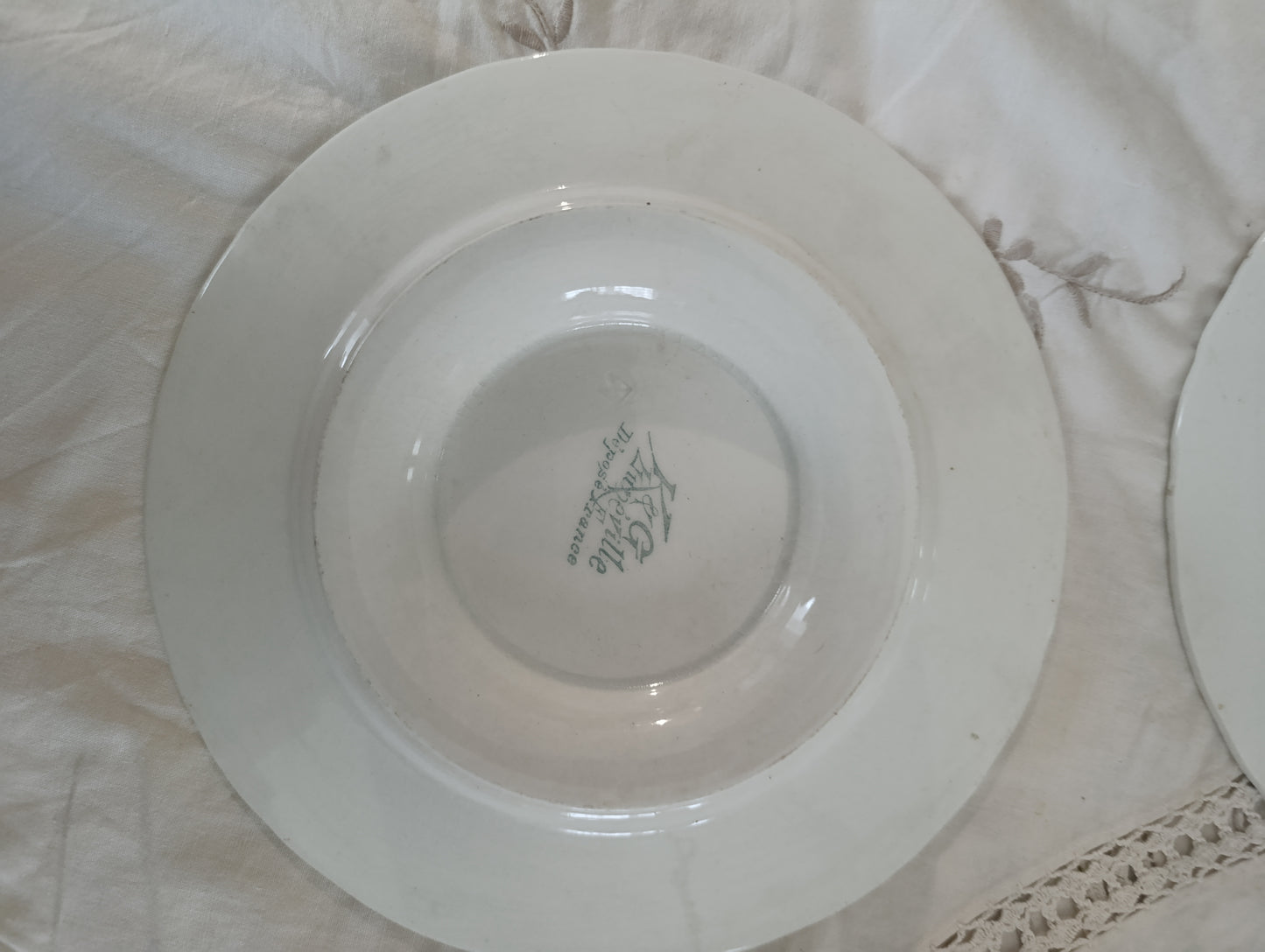 Assiette sur pied KG Lunéville