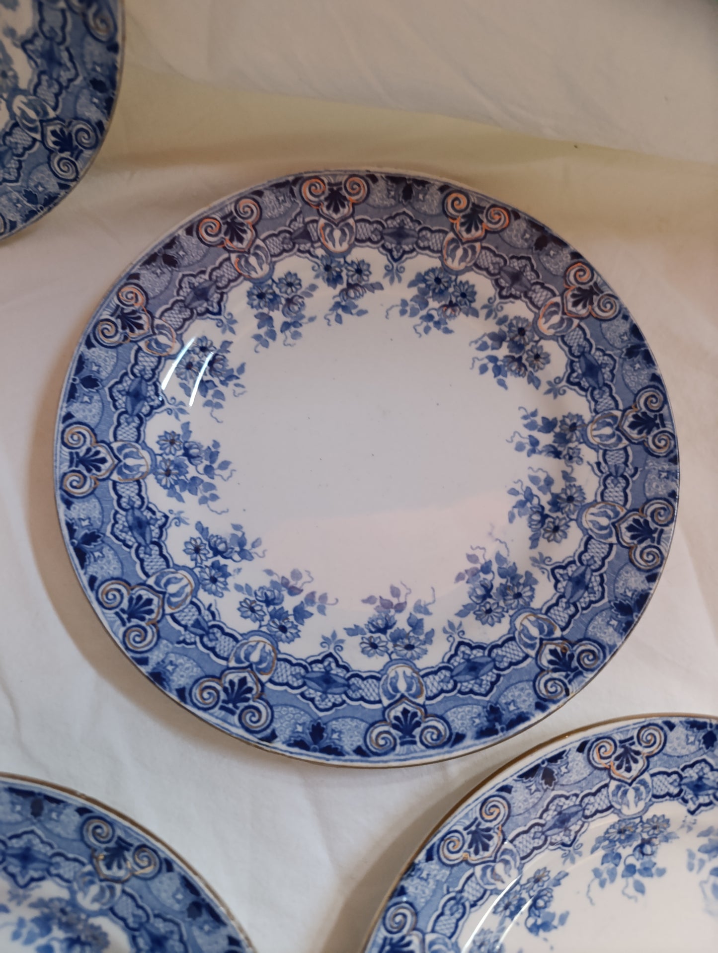 Assiettes Seoul HB et Cie terre de fer