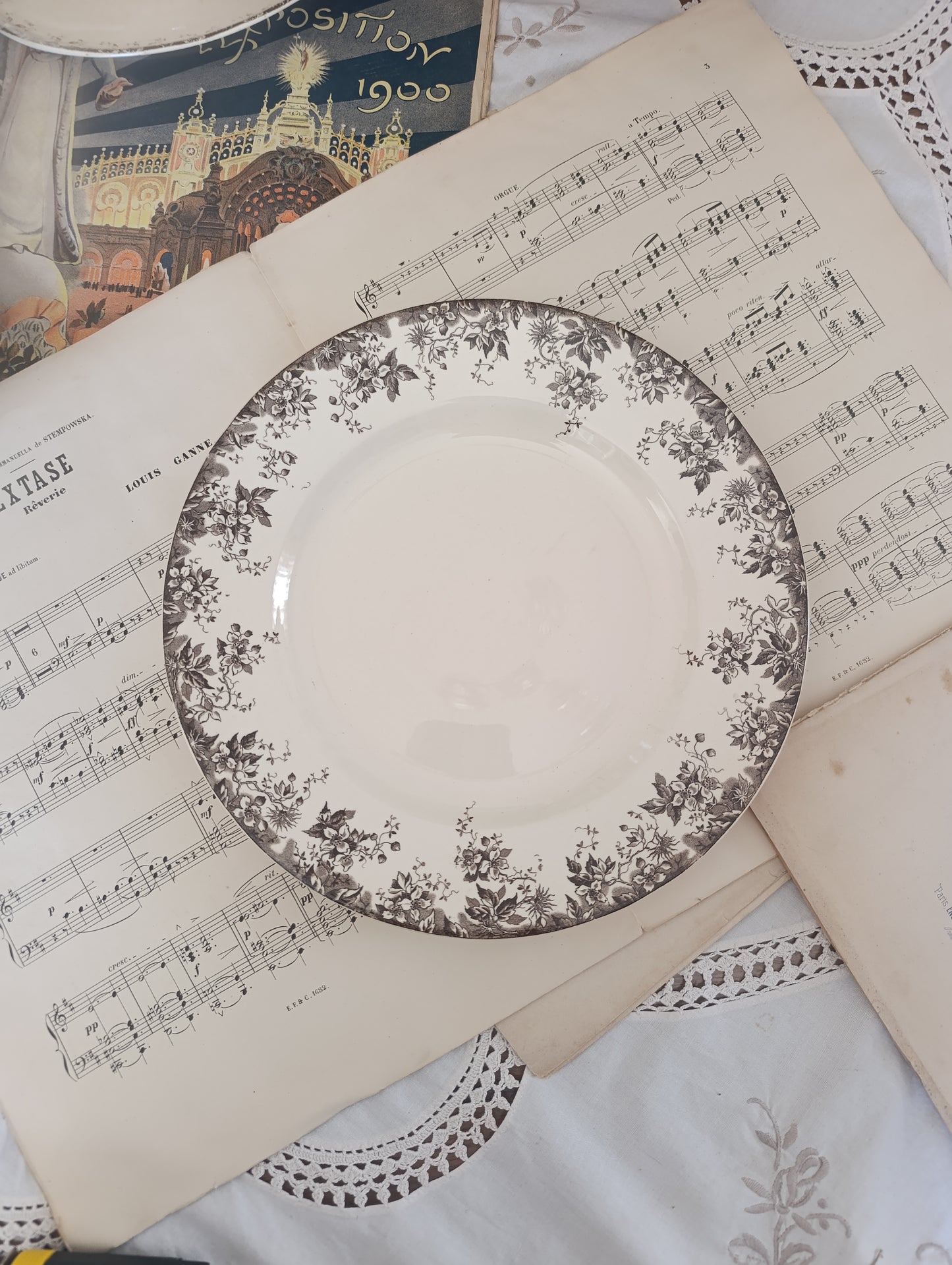 Plat rond Alphand Sarreguemines terre de fer brun