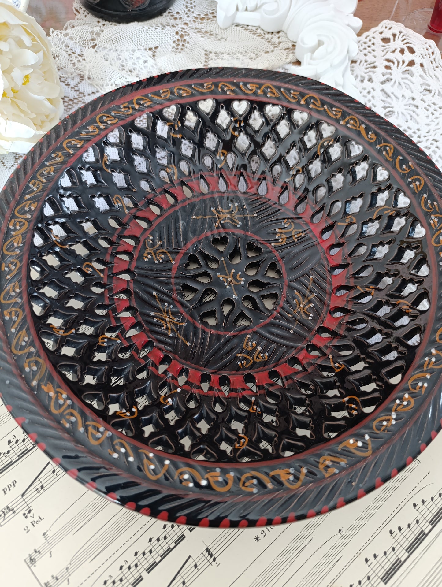 Plat ajouré artisanal tunisien