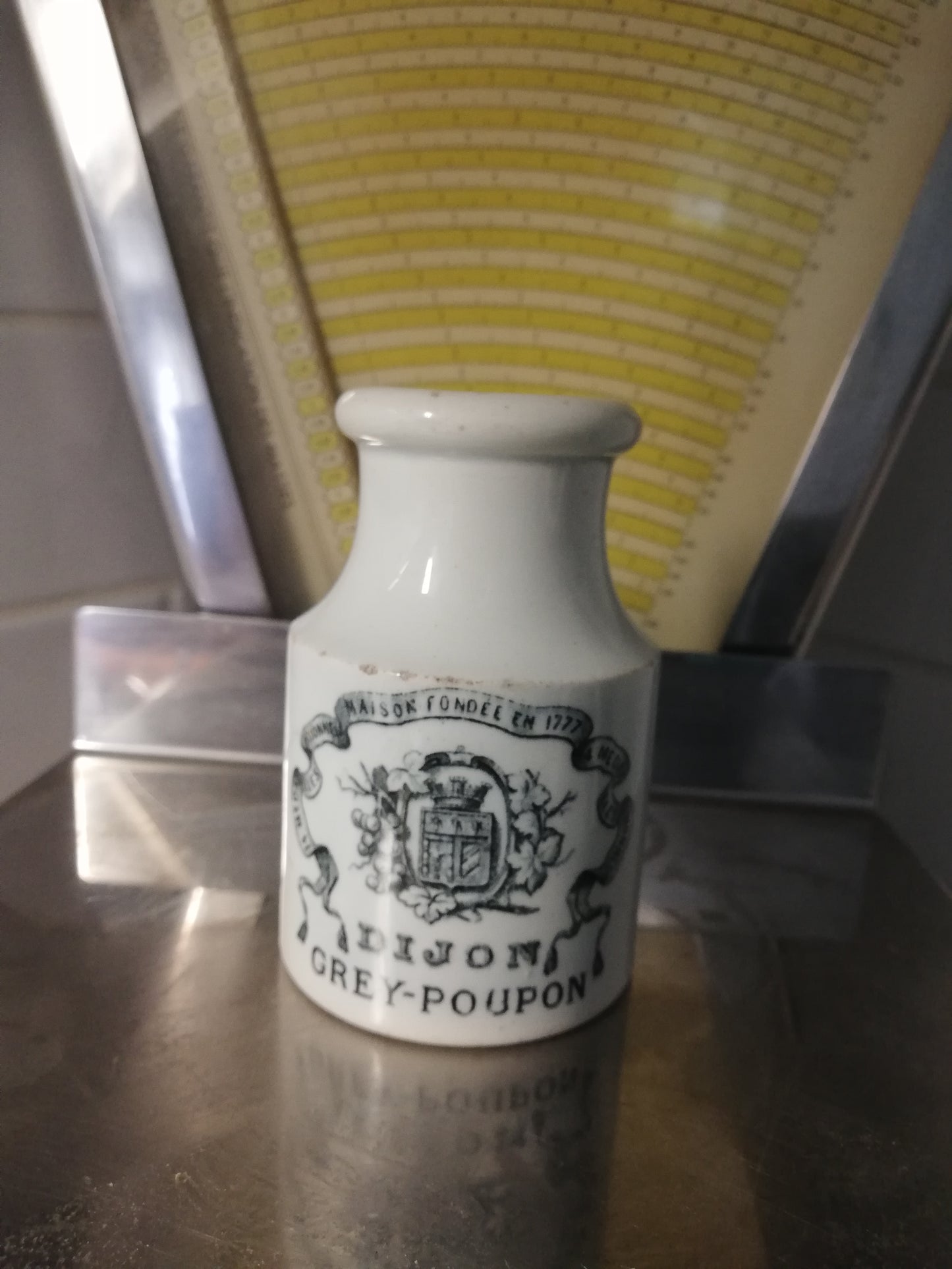 Pot de Moutarde Grey Poupon Creil et Montereau